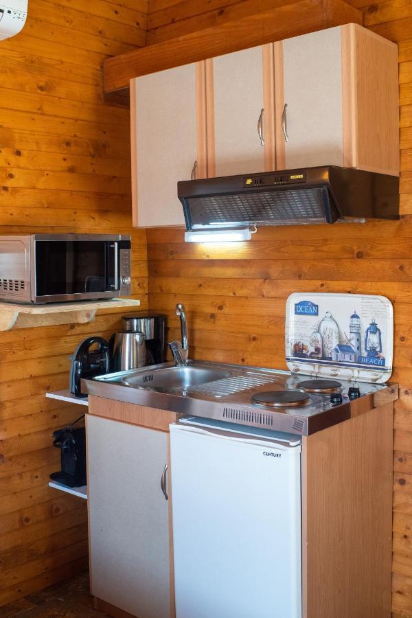 Aliki Guest House Aigio Dış mekan fotoğraf